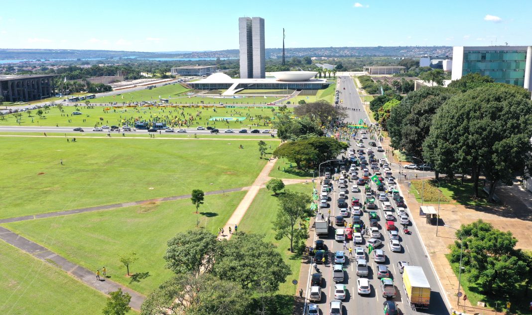 Brasília vai reabrir comércio gradualmente já nesta segunda-feira