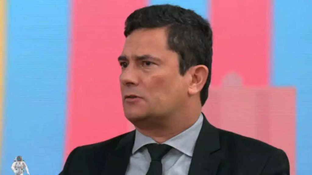 Em 2020, Moro defendeu até a reeleição de Bolsonaro: "Honrando o compromisso"