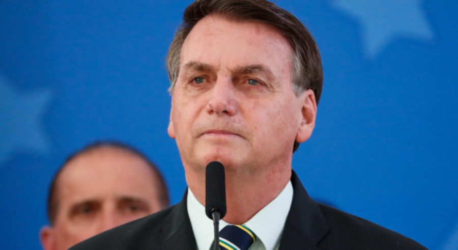 Bolsonaro cita a Bíblia: "Os homens me pressionam; o tempo todo me atacam e oprimem"