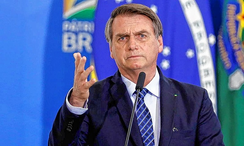 A OMS "parece mais um partido político", diz Bolsonaro ao criticar contradições