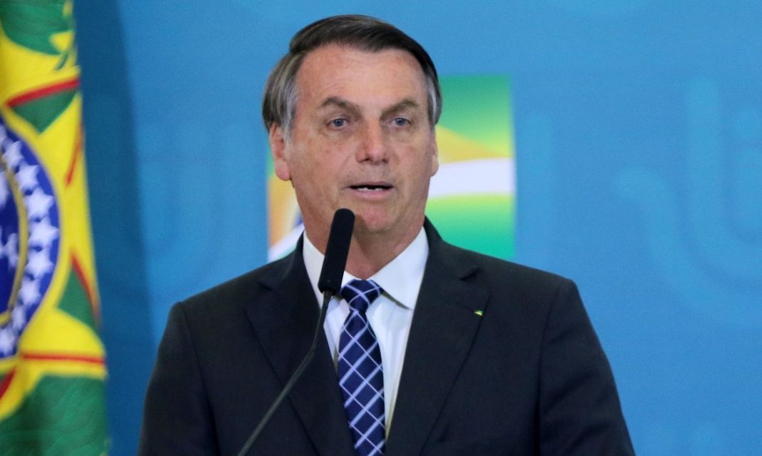 Bolsonaro sanciona Lei que destina R$ 3 bilhões para auxiliar o setor cultural