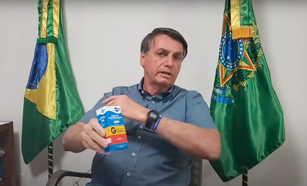 "Quem não quiser tomar que não tome", diz Bolsonaro sobre o uso da cloroquina