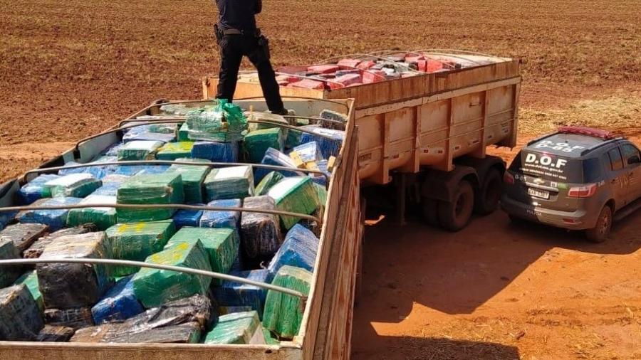 Polícia apreende 33 toneladas de maconha, a maior da história no Brasil, segundo DOF