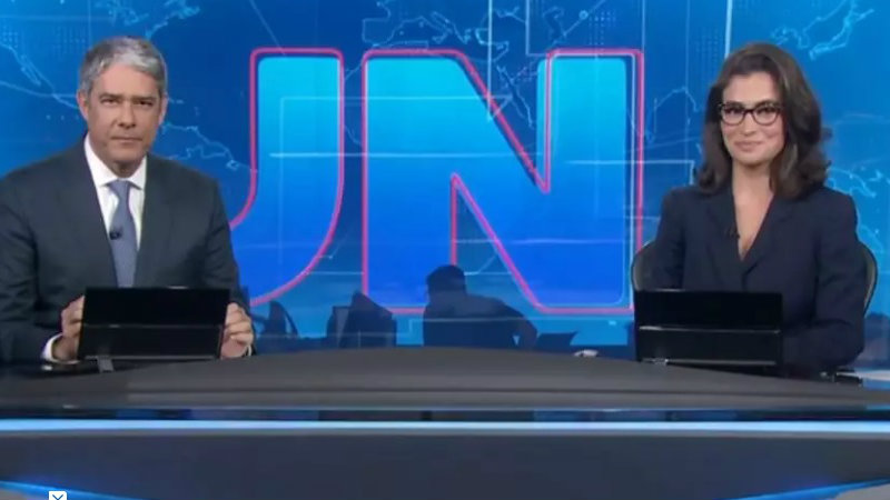 Bolsonaro vai cobrar a "responsabilização" da Globo por matéria do Jornal Nacional