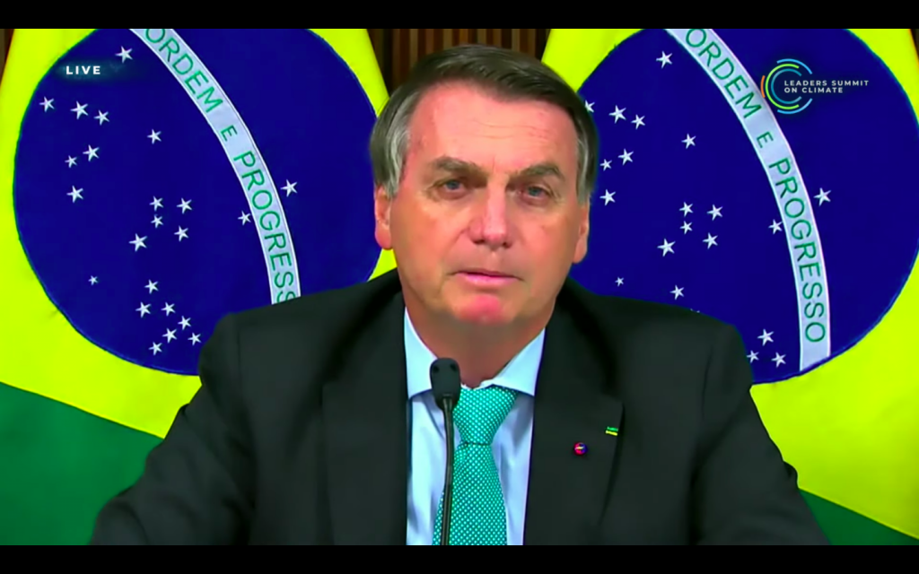 Bolsonaro defende o Brasil na Cúpula do Clima: "Menos de 3% das emissões globais"