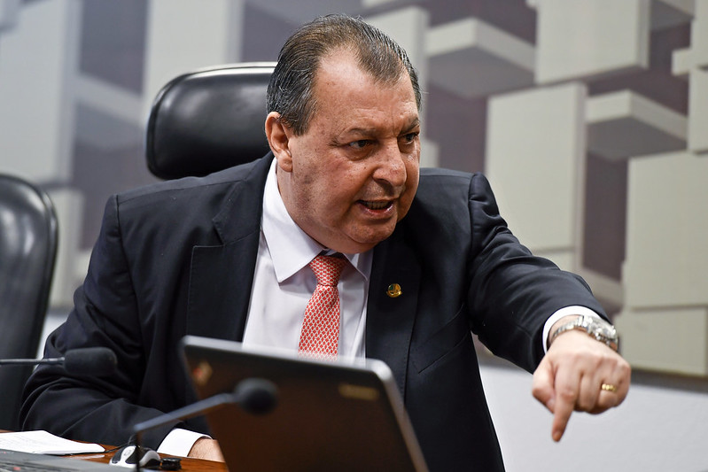 Presidente da CPI da Covid diz que votará requerimento para convocar 9 governadores