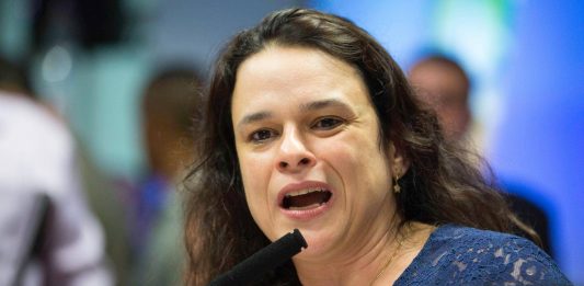 Janaína pede a retirada do sigilo das investigações sobre Dias Toffoli, do STF