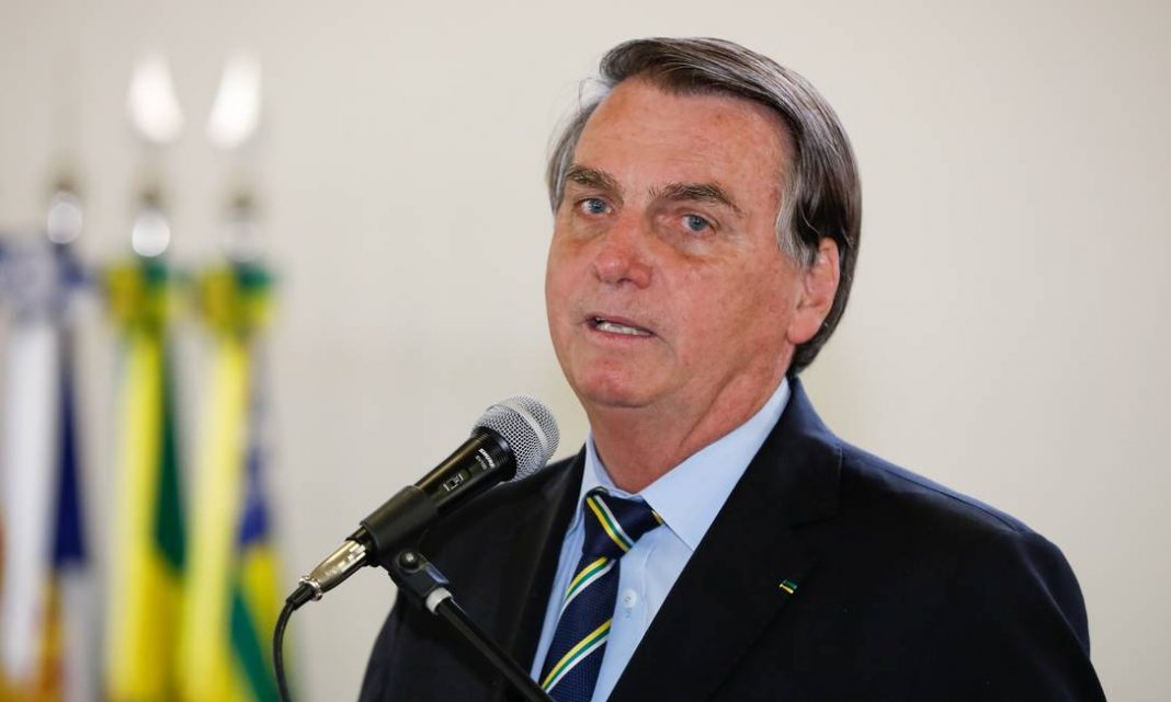 Bolsonaro diz que remédio barato 