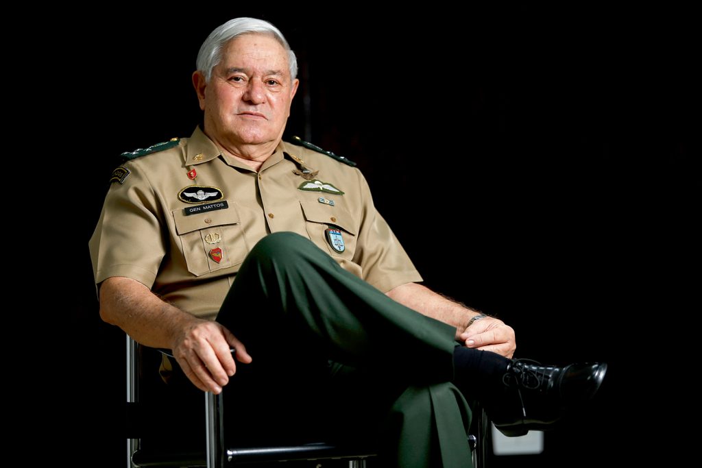 "Bolsonaro é um democrata", diz general presidente do Superior Tribunal Militar