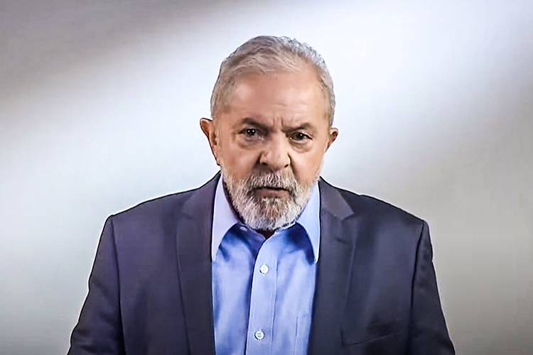 Em ataque aos militares, Lula insinua que eles ficam "falando merda todo dia”