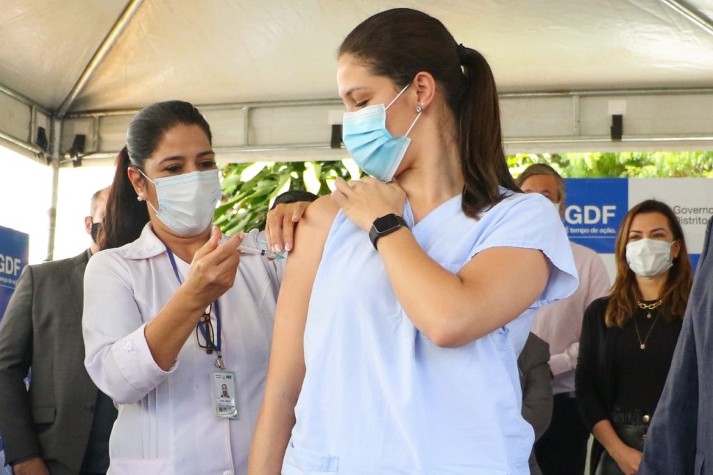 Distrito Federal bate recorde em número de vacinação em apenas um dia