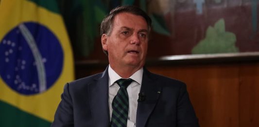 "Último recado", diz Bolsonaro ao sugerir reação contra opositores do voto impresso