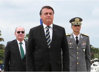 Bolsonaro volta a citar Forças Armadas sobre eleição 2022: “Não vai ter sacanagem”