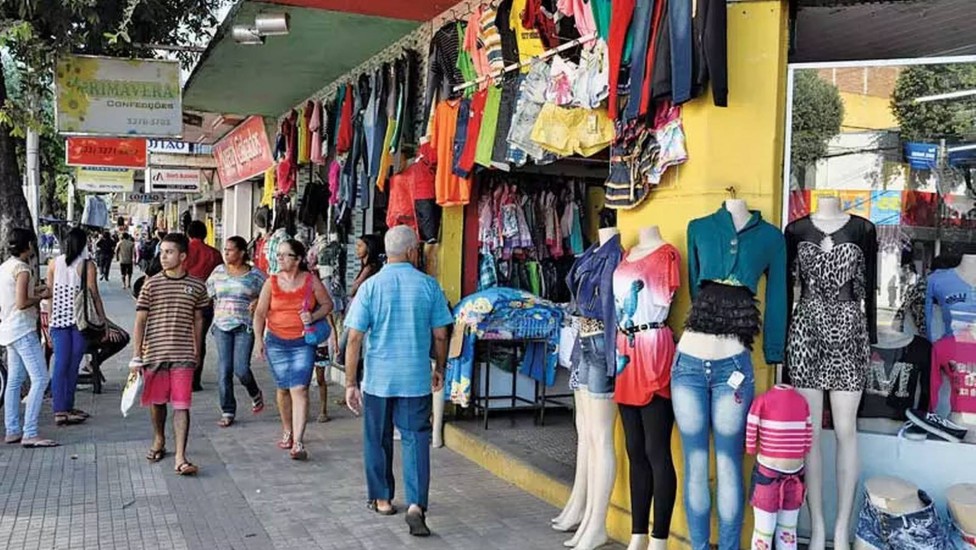 Em Brasília, comércio aumenta a oferta de empregos com a chegada do Natal