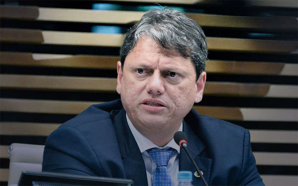 Tarcísio rebate críticas: "Sou contra lockdown e obrigatoriedade de vacinação"