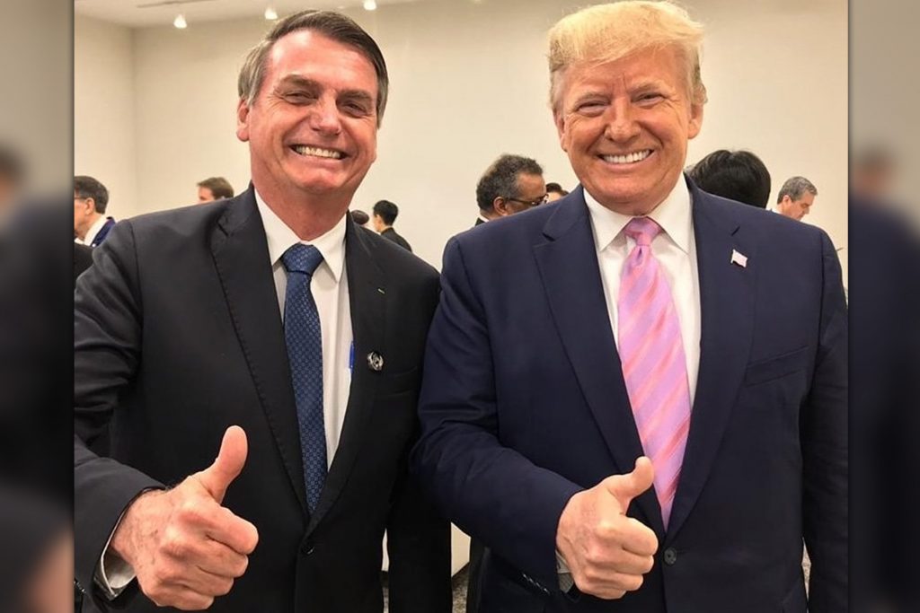 Bolsonaro é eleito personalidade do ano em pesquisa da TIME; Trump fica em segundo