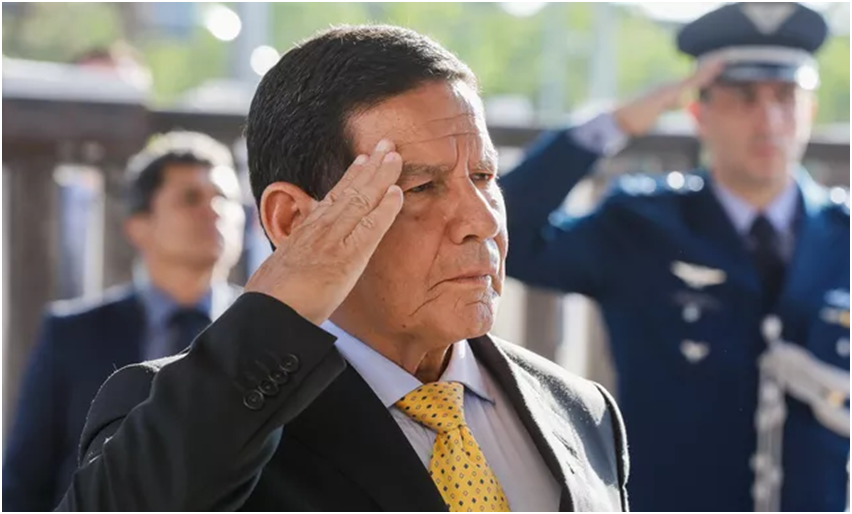 Mourão sobre a reeleição de Bolsonaro: "Tem toda minha lealdade e apoio irrestrito"
