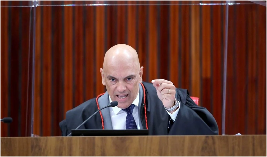Moraes contraria o governo e diz que indulto não impede inelegibilidade de Daniel