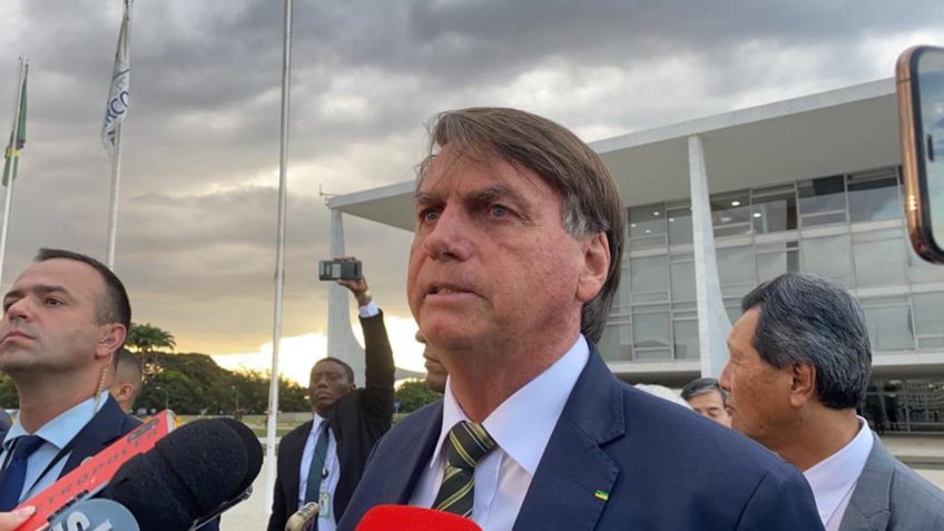 “Se Lula voltar, será para nunca mais sair”, alerta Bolsonaro