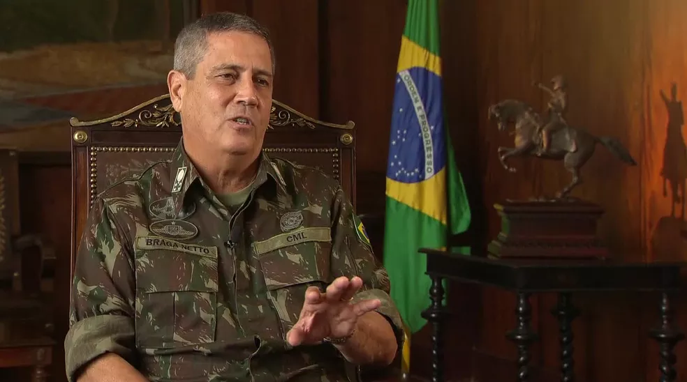 General Braga Netto disse que sem auditoria não haverá eleições, acusa jornal