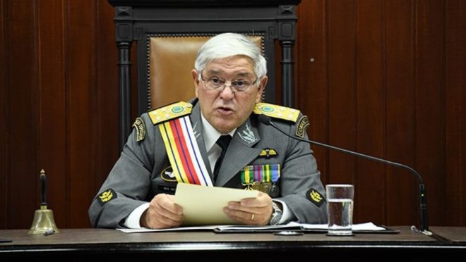 Presidente do STM: papel dos militares é garantir 