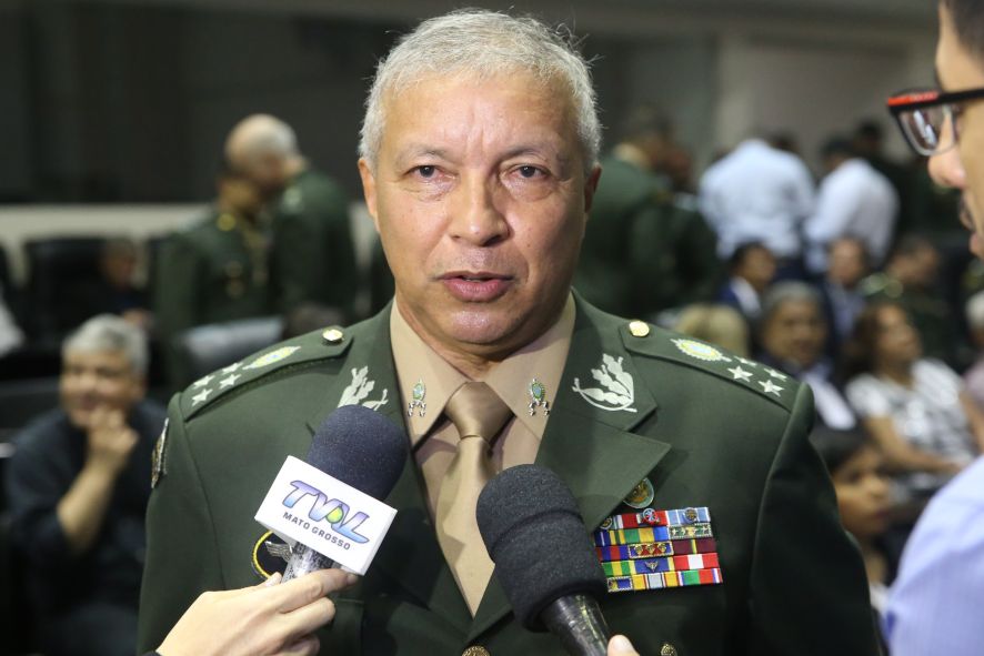 URGENTE: Ministério Público acata notícia-crime contra o comandante do Exército