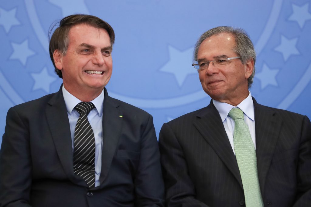 Governo Bolsonaro: desemprego cai para 8,1% e inflação fica abaixo da Europa