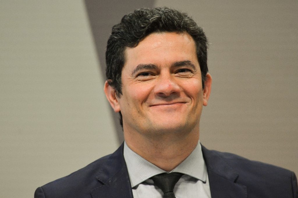 Corruptos na mira: Moro pede desarquivamento de prisão em segunda instância