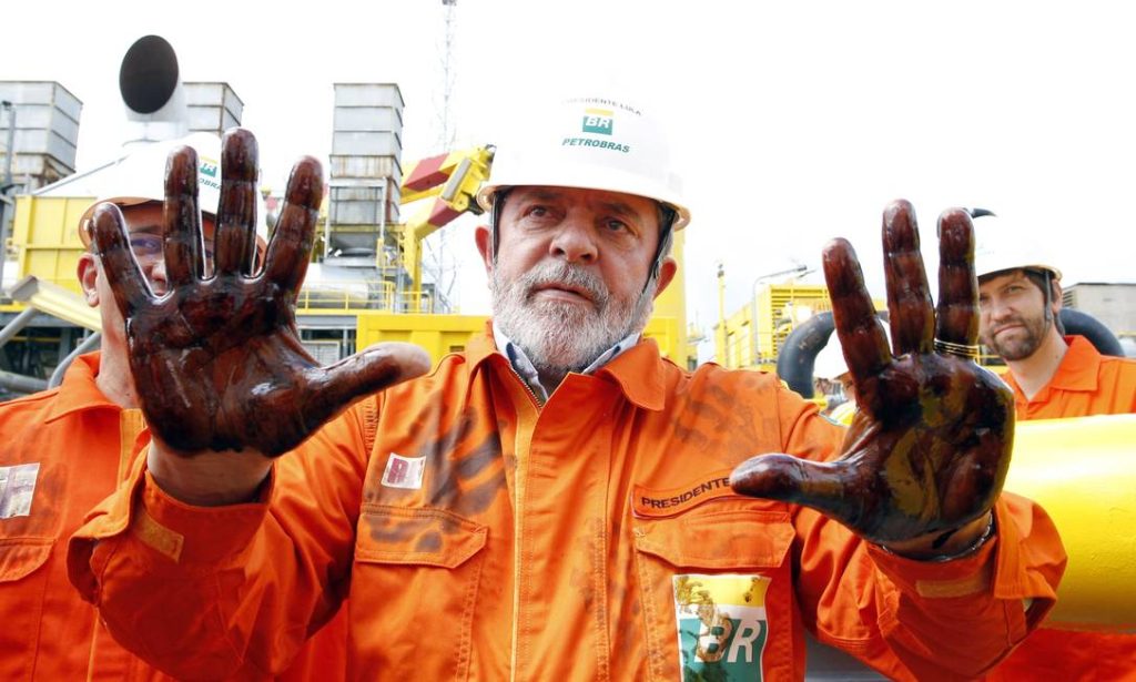 Lucro da Petrobrás despenca 42,2% no 3º trimestre, na comparação com 2022
