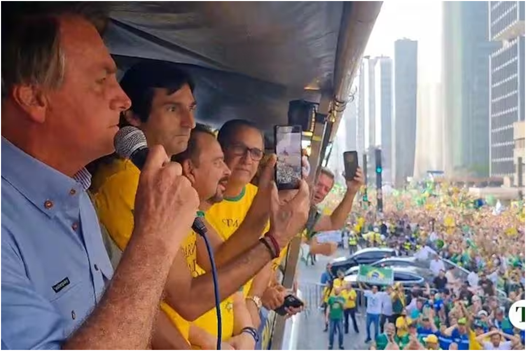 Mais de 100 deputados confirmam presença em ato com Bolsonaro dia 25: 'Gigantesco'