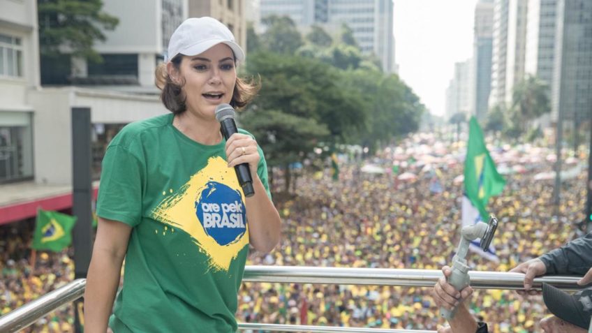 Michelle: "Hoje o povo sabe a diferença de um governo justo de um governo ímpio'"