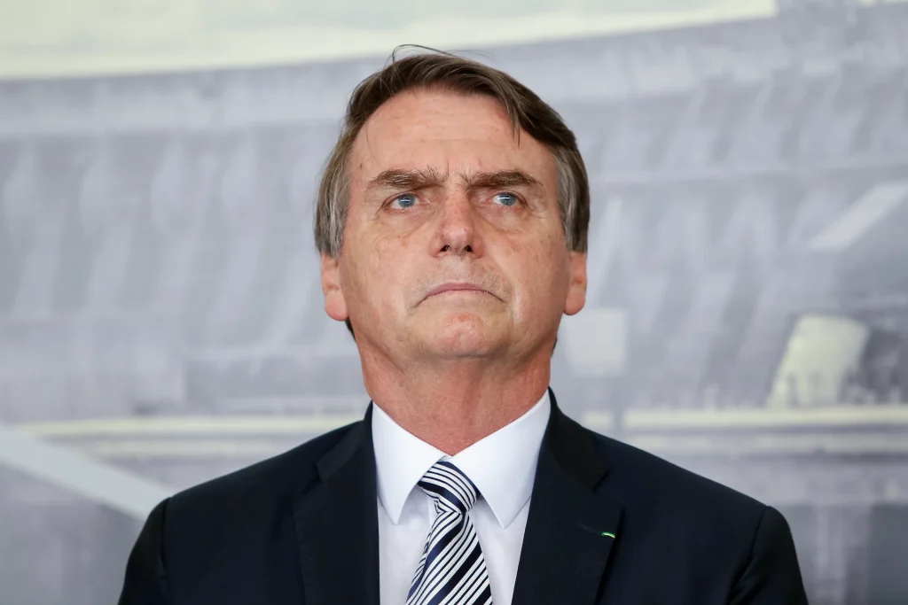 Tensão: Bolsonaro confirma encontro com autoridade dos EUA e se recusa a dar detalhes
