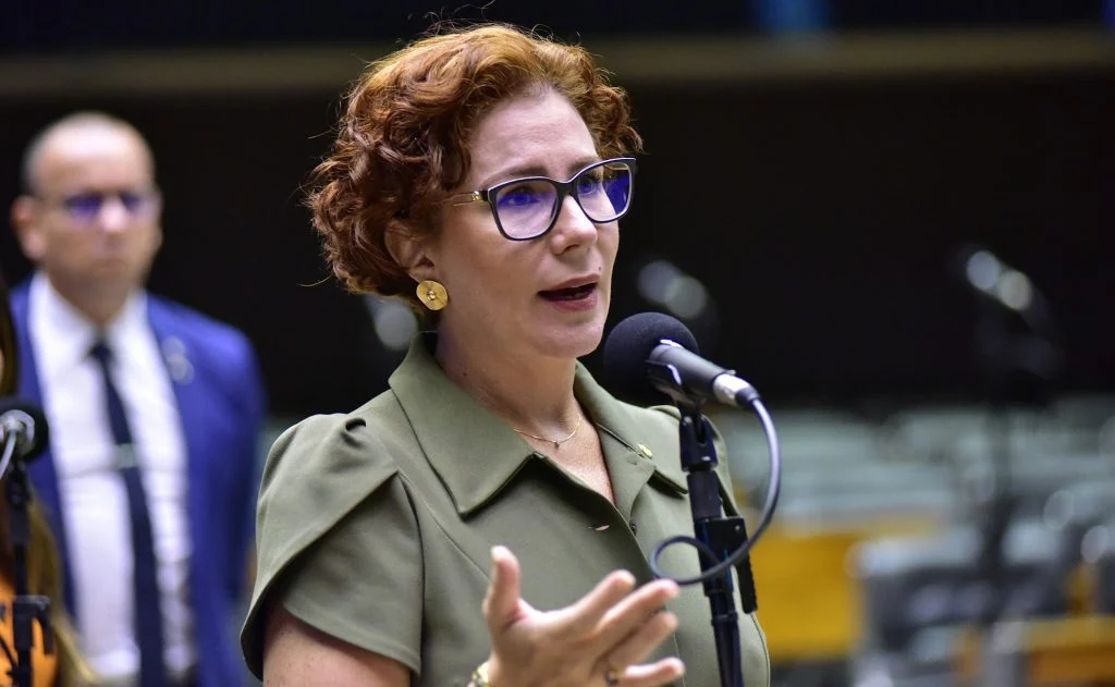 Zambelli diz que provará inocência na Justiça da Itália, onde foi "buscar refúgio"