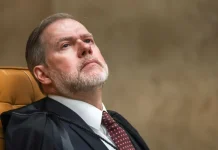 Escândalos: delegados da PF querem direito de pedir afastamento de ministros suspeitos Escândalos: delegados da PF querem direito de pedir afastamento de ministros suspeitos