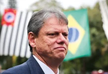 Tarcísio quer o fim da reeleição para o Executivo: “Está fazendo mal para o Brasil” Tarcísio quer o fim da reeleição para o Executivo: "Está fazendo mal para o Brasil"