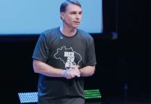 Flávio apresenta plano nacional de segurança com presídios inspirados em El Salvador Flávio apresenta plano nacional de segurança com presídios inspirados em El Salvador